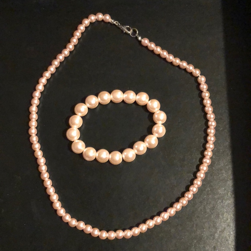 Necklace and bracelet